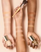 Clarins Skin Illusion Velvet machiaj lichid cu un finisaj mat cu efect de nutritiv culoare 111N 30 ml