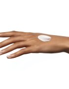 Clarins Super Restorative Hand Cream crema ce ofera elasticitatea pielii mainilor 100 ml