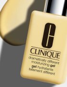 Clinique 3 Steps Dramatically Different™ Oil-Free Gel gel hidratant pentru ten gras și mixt 125 ml