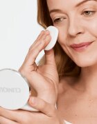 Clinique Beyond Perfecting™ Powder Foundation + Concealer machiaj sub formă de pudră cu corectorul 2 in 1 culoare 09 Neutral 14.5 g