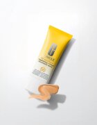 Clinique Sun UV Solutions Brightening Tinted Sunscream SPF50 crema tonica radianta culoare Medium 40 ml