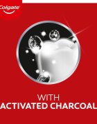 Colgate Max White Charcoal pasta de dinti pentru albire 75 ml