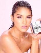 Color WOW Dreaming tratament regenerator pentru par indisciplinat pentru toate tipurile de par 215 ml