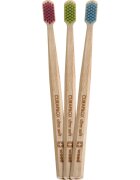 Curaprox CS Wood perie de dinti din lemn 1 buc