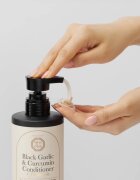 DAENG GI MEO RI Black Garlic & Curcumin Treatment balsam de îngrijire pentru cresterea densitatii parului si protectie impotriva ruperii 500 ml