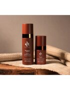 Danessa Myricks Beauty Yummy Skin Liquid Blurring Balm Setting Spray fixator make-up cu efect de hidratare mini 50 ml