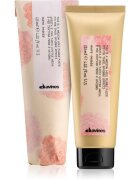 Davines More Inside Medium Hold Pliable Paste gel modelator pentru coafura pentru o fixare naturala 125 ml