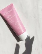 Dermacol 48h Antiperspirant anti-perspirant crema cu efect calmant parfum Rose Garden 50 ml