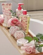 Dermacol Flower Care Rose cremă pentru duș 200 ml