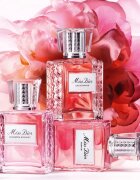 DIOR Miss Blooming Bouquet Roller-Pearl Eau de Toilette roll-on pentru femei 20 ml