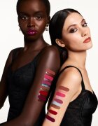 Dolce&Gabbana Make It Double! Lip Tint & Gloss Duo ruj rezistent si luciu de buze. 2 in 1 culoare 05 Cherry Jelly - Red & Clear Gloss 2x2 ml