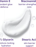 Dove French Lavender & Oat Milk spumă pentru duș 200 ml