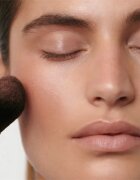 Dr. Hauschka Make-Up Blush fard de obraz sub forma de pudra culoare 02 apricot 5 g