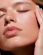 Dr. Hauschka Make-Up Illuminating Fluid iluminator lichid 30 ml