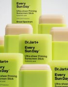 Dr. Jart+ Every Sun Day™ Ultra-Sheer Priming Sunscreen Stick SPF30 cremă pentru plaja stick SPF 30 19 g
