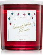 DW Home Winter Wonderland Snowflake Kisses lumânare parfumată 374 g