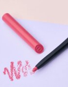 essence 8h Matte Comfort dermatograf mat de buze cu ascutitoare culoare 05 Pink Blush 0.3 g