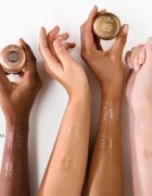 essence BALM OF sunshine balsam pentru stralucire pentru fata si corp culoare 10 Obsession de la Lune 16 g