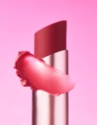 essence Blur Soufflé balsam de buze colorat cu efect matifiant culoare 03 Nude Peach 3 g