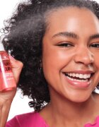 essence bouncy PLUMP fixator make-up cu efect de hidratare 50 ml