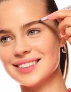 essence Brow Tweezer penseta pentru sprâncene 1 buc