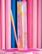 essence BRUSH IT LIKE IT'S ART brow spoolie perie pentru sprâncene 01 My Brow Game: A Piece Of Art 1 buc