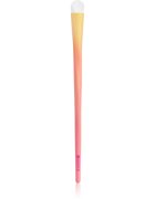 essence BRUSH IT LIKE IT'S ART eyeshadow brush pensula pentru fard de ochi 01 Throwing A Little Color 1 buc
