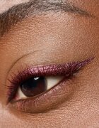 essence COLOUR it! eyeliner metalic pentru ochi culoare 02 Dark Cherry 3 ml