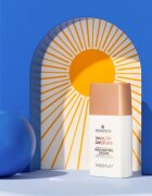 essence Drop of Sunshine iluminator lichid 25 ml