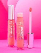 essence Extreme Shine luciu de buze pentru un volum suplimentar culoare 12 Dazzling Apricot 5 ml