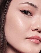 essence Eyeliner Pen creion pentru conturul ochilor culoare 020 Brown 1.1 ml