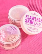 essence Flawless Skin Trio pudră liberă pentru fixare 8 g