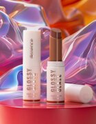 essence Glossy Glaze ruj gloss culoare 01 Livin La Vida Mocha 1.9 g