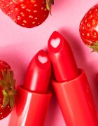 essence HEART CORE balsam de buze culoare 02 Strawberry 3 g