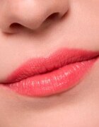 essence HEART CORE balsam de buze culoare 02 Strawberry 3 g
