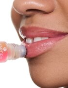 essence JUICY SERUM ser hidratant de buze culoare 01 Raspberry 7.5 ml