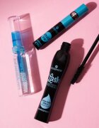 essence Lash PRINCESS rimel cu efect de gene false rezistent la apa culoare Black 12 ml