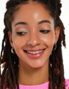 essence mono matte fard de ochi mat culoare 01 Soft Beige 2 g