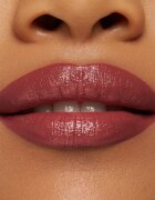 essence satin GLOW ruj cremos cu finisaj satinat culoare 05 Chai There! 3.5 g