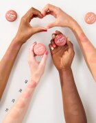 essence Soft Touch blush cremos culoare 40 Blushing Berry 5 g