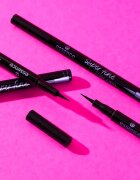 essence Super Fine Liner Pen eyeliner în fix 1 ml