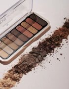 essence The Nude Edition paletă cu farduri de ochi culoare 10 Pretty in Nude 10 g