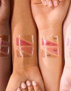 essence WHAT THE FAKE! luciu de buze pentru un volum suplimentar culoare 103 Bare But Better 4 ml