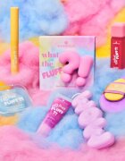 essence WHAT THE FLUFF?! paletă cu farduri de ochi culoare 01 Cotton Candy Skies 11.6 g