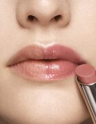 Estée Lauder Futurist Hydraplump Lip Balm balsam de buze tonifiant culoare 708 Rosewood Rescue 2.8 g