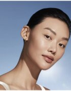 Estée Lauder Futurist SkinTint Serum Foundation With Botanical Oil Infusion SPF 20 machiaj de îngrijire SPF 20 culoare 1N2 Ecru 30 ml
