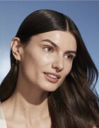 Estée Lauder Futurist SkinTint Serum Foundation With Botanical Oil Infusion SPF 20 machiaj de îngrijire SPF 20 culoare 1N2 Ecru 30 ml