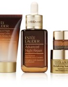 Estée Lauder Holiday Nightly Renewal set cadou