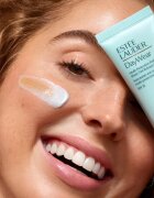 Estée Lauder Multi-Protection Anti-Oxidant Sheer Tint Release Moisturizer Mini crema hidratanta si tonifianta pentru toate tipurile de ten 15 ml
