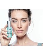 Eucerin Hyaluron-Filler Moisture Booster ser cu textura fina pentru o hidratare intensa 30 ml